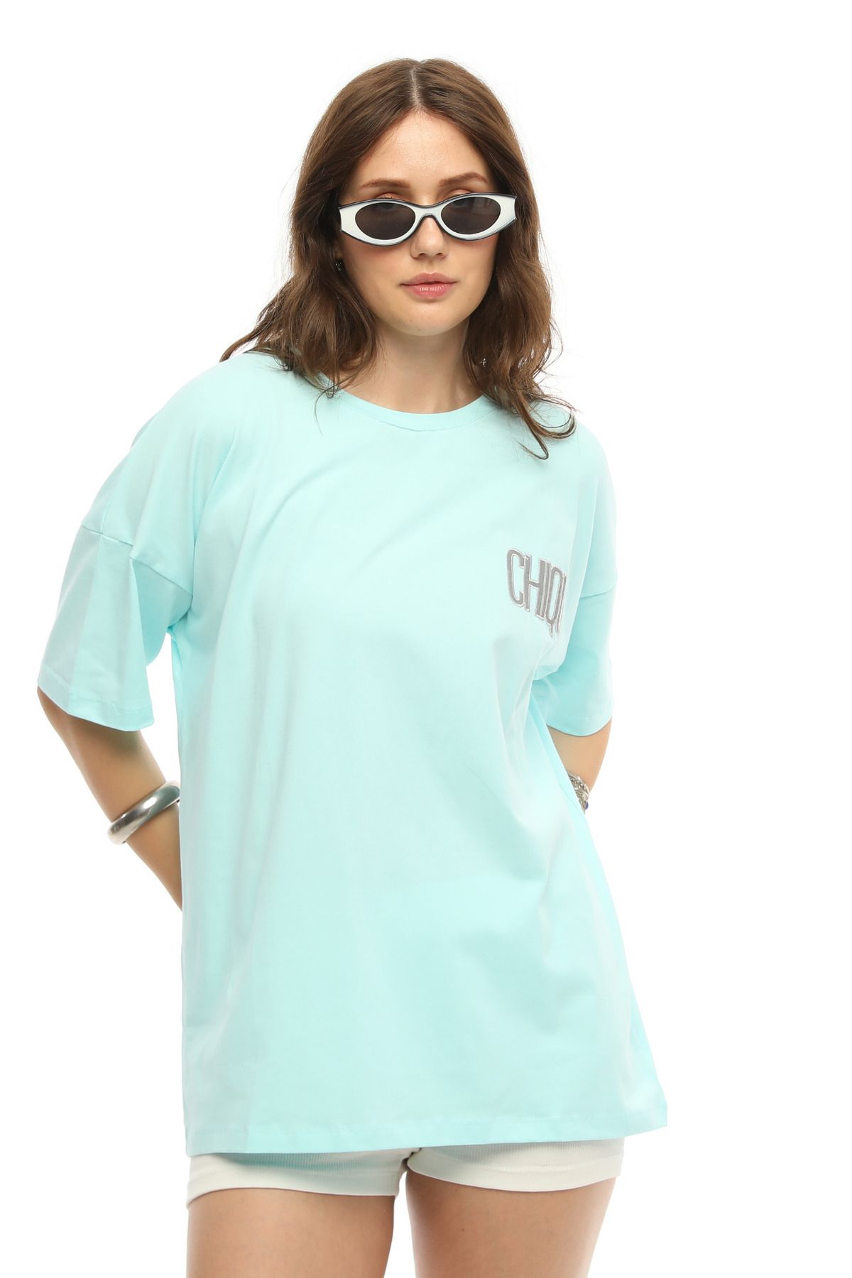 TF The Fancy For You Kadın Bisiklet Yaka Sırt Nakış Detaylı Oversize Tişört