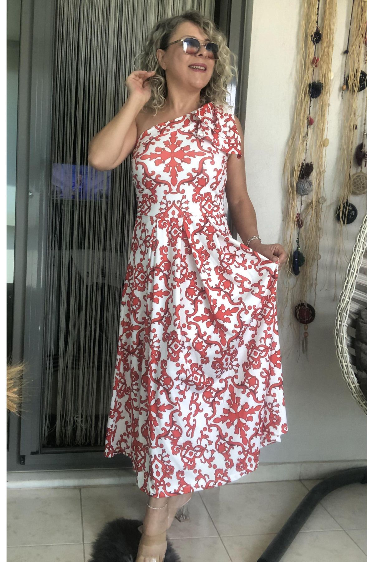 Dila Butik Tek Omzu Fiyonk Detay Elbise