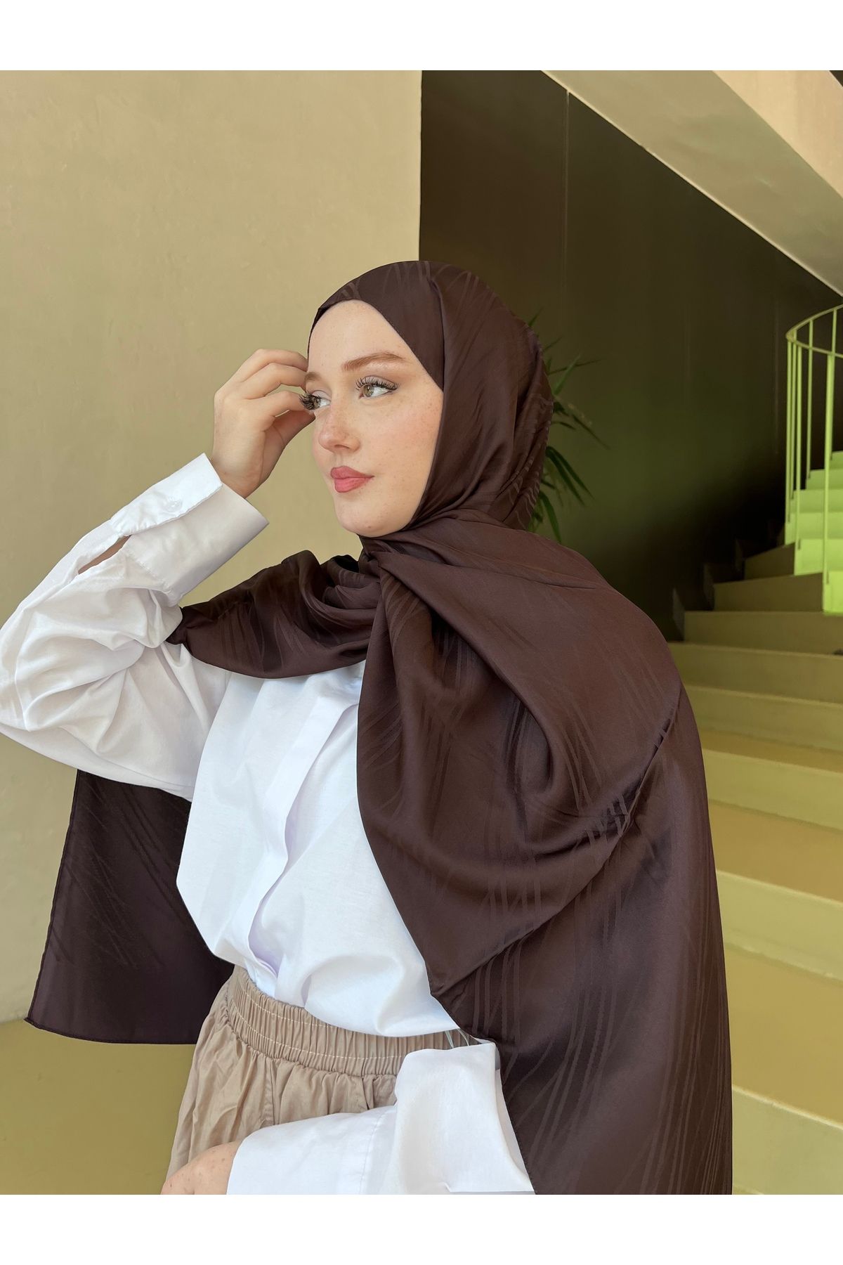 hijabchi İpeksi Jakar Şal Çizgi Desen -