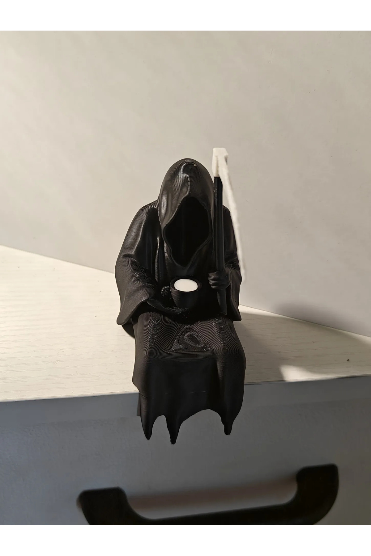 Tristo Mietitore in Pausa Caffè Figura 11 cm – Nome Scrivibile Stampa 3D Figurina Collezione Umoristica