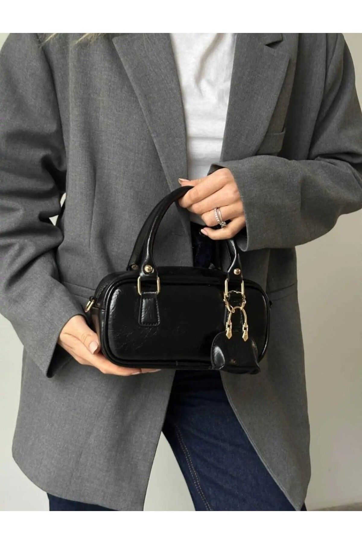 Butik ÉNVA - Charmlı Mini El Omuz Çantası -