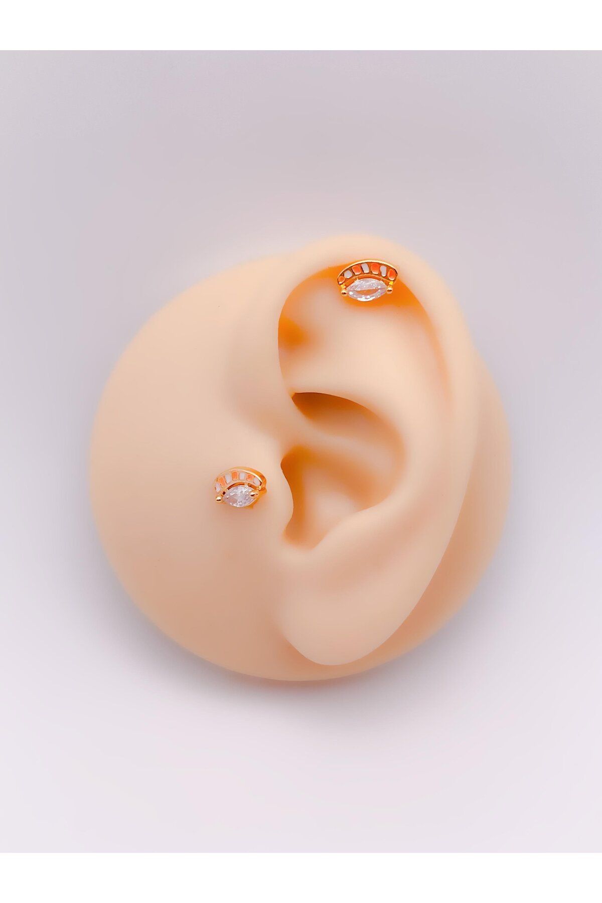 Trinos Cerrrahi Çelik Piercing ( Pirsing ) Ra'nın Gözü Tragus Helix Piercing (1adet)