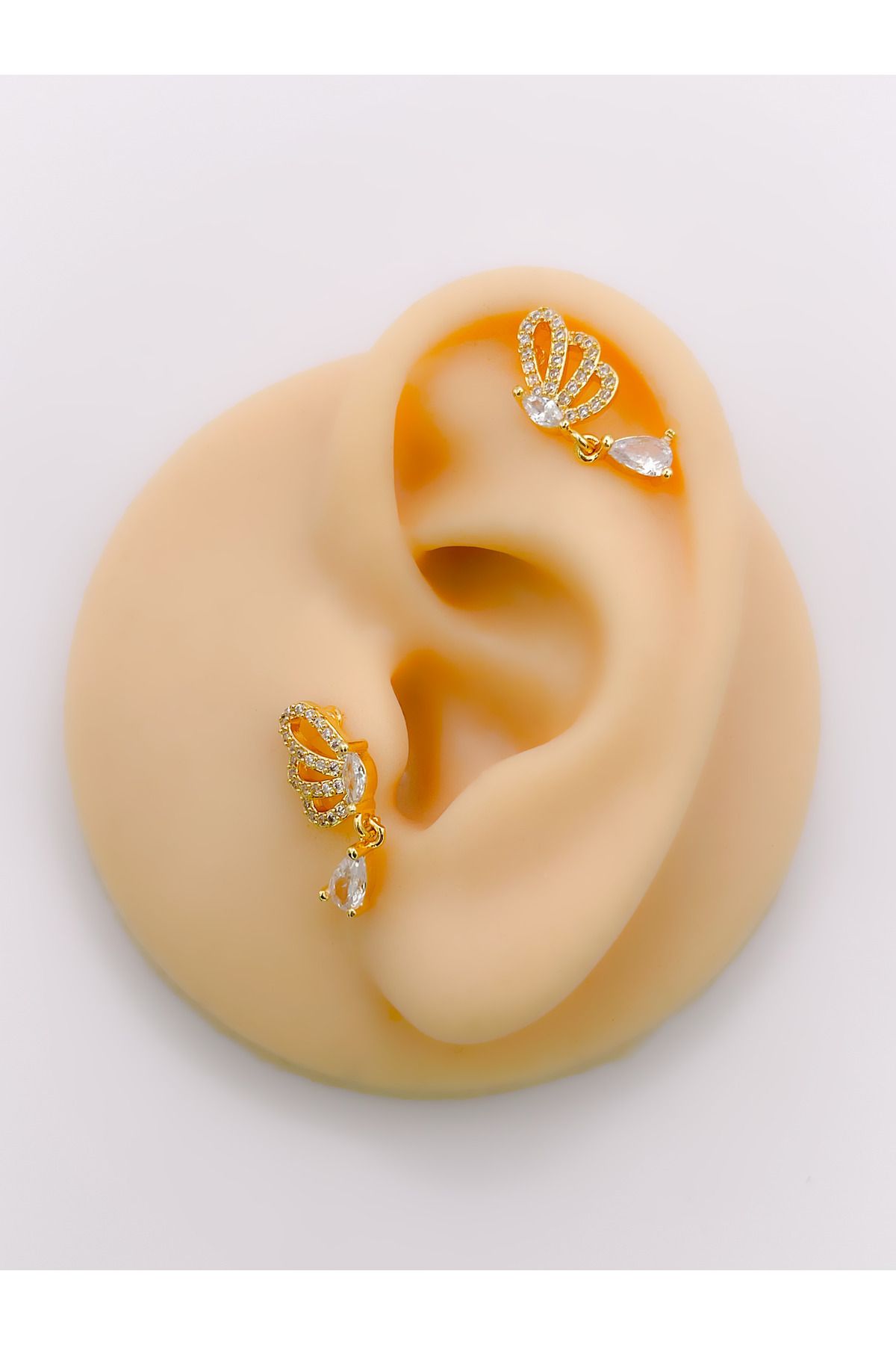 Trinos Cerrrahi Çelik Piercing ( Pirsing ) Sallantılı Damla Taşlı Kanat Tragus Helix Piercing (1adet)