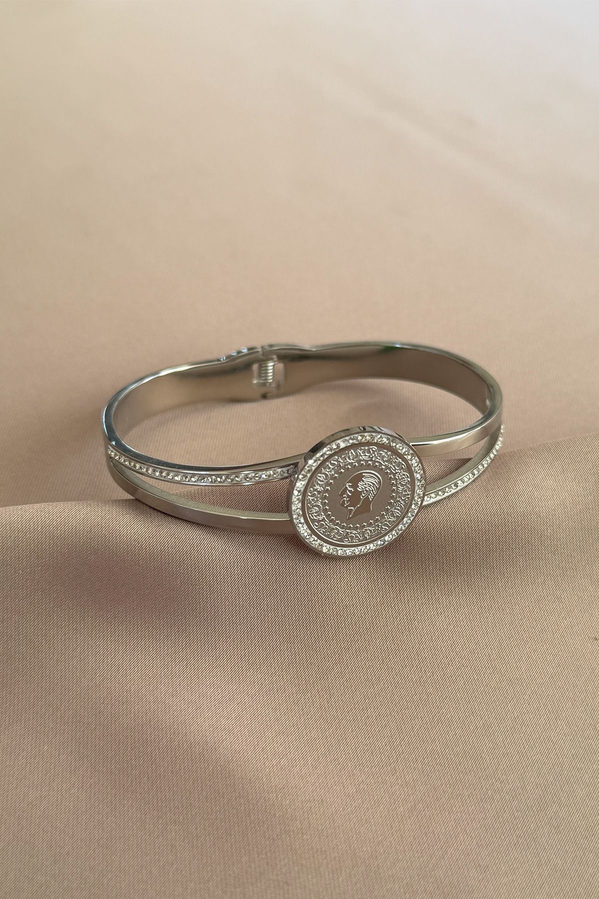laria jewelry Ata Kelepçe Bileklik