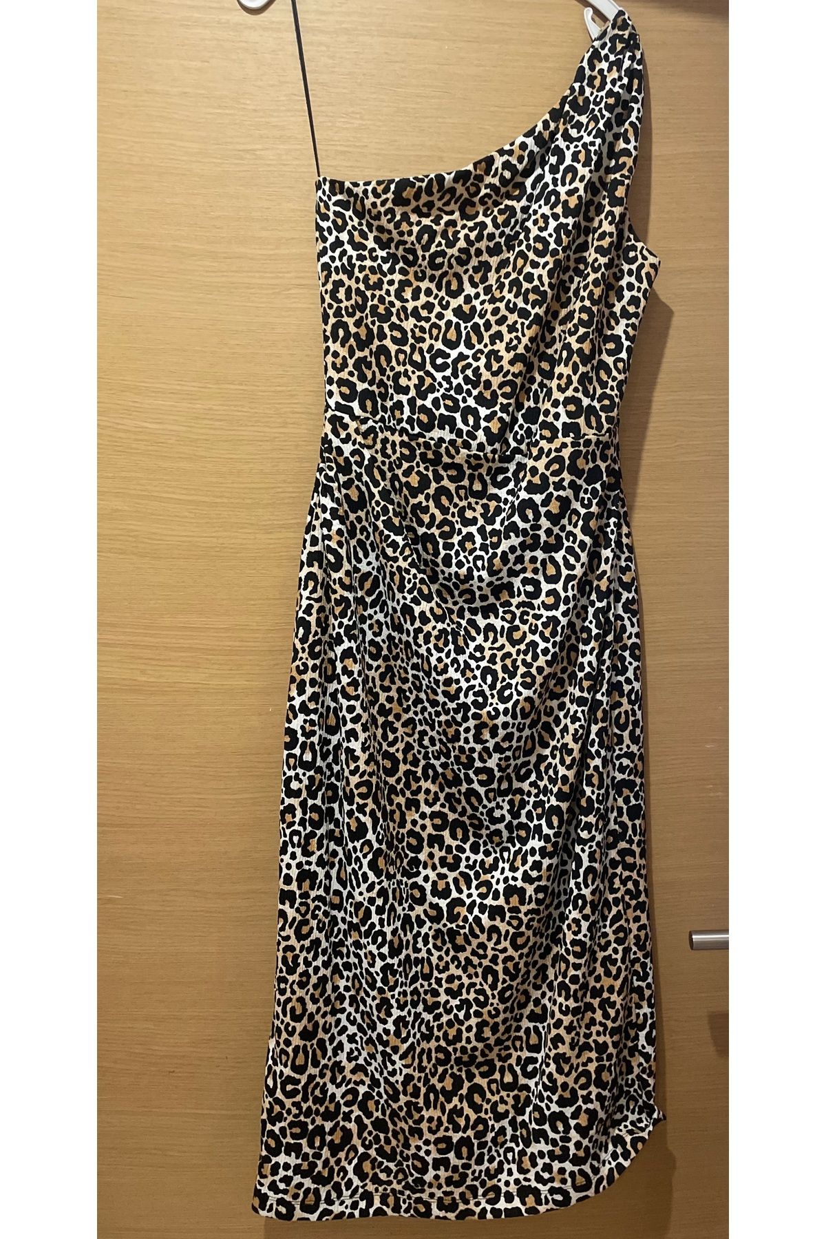 Oopsinvogue Leopar tek omuz elbise