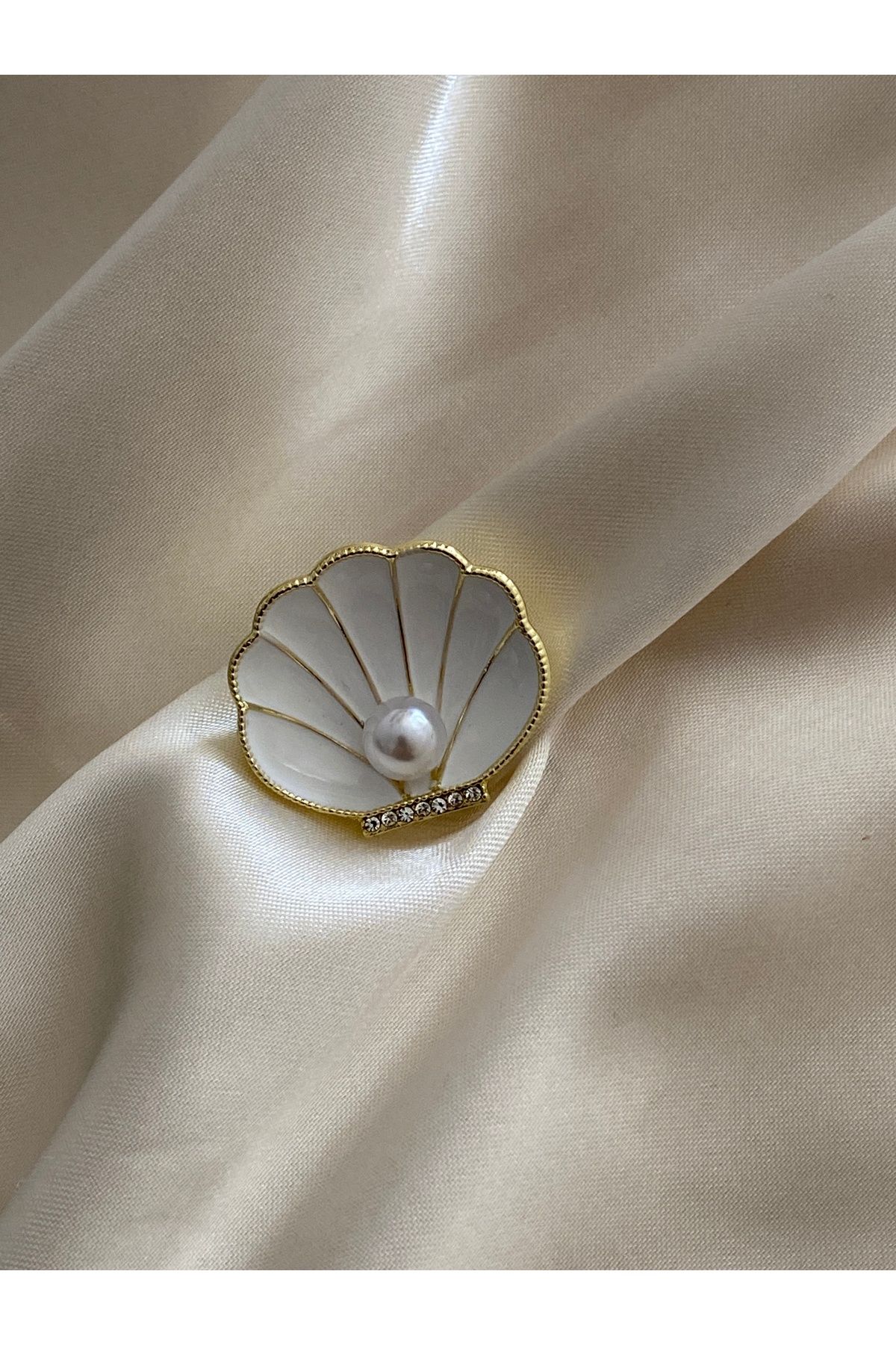 kurukafagift Broş Zarif İnci Model Zirkon Taşlı Krem Gold Renk