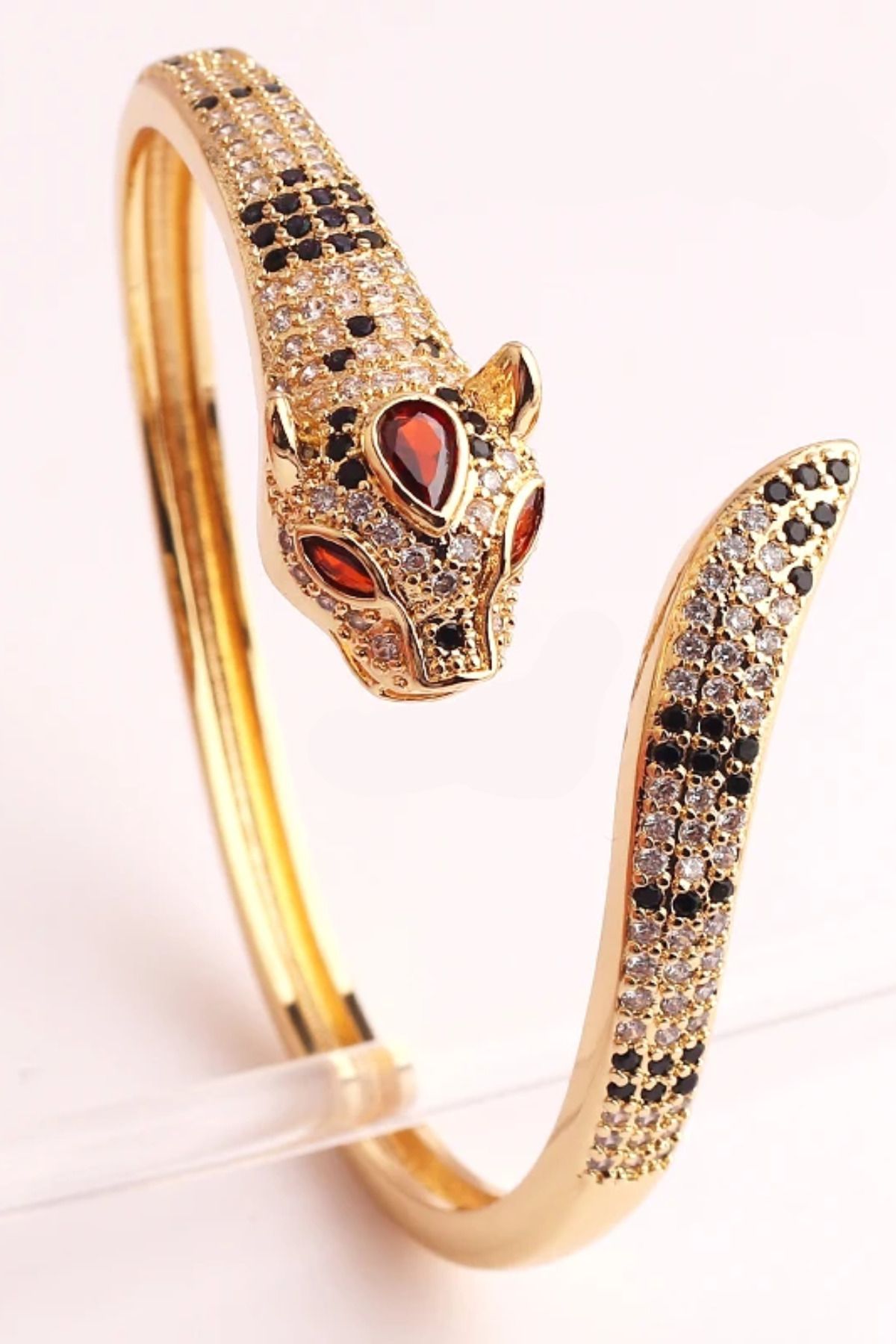 laria jewelry Zirkon Taşlı Yılan Model Bileklik