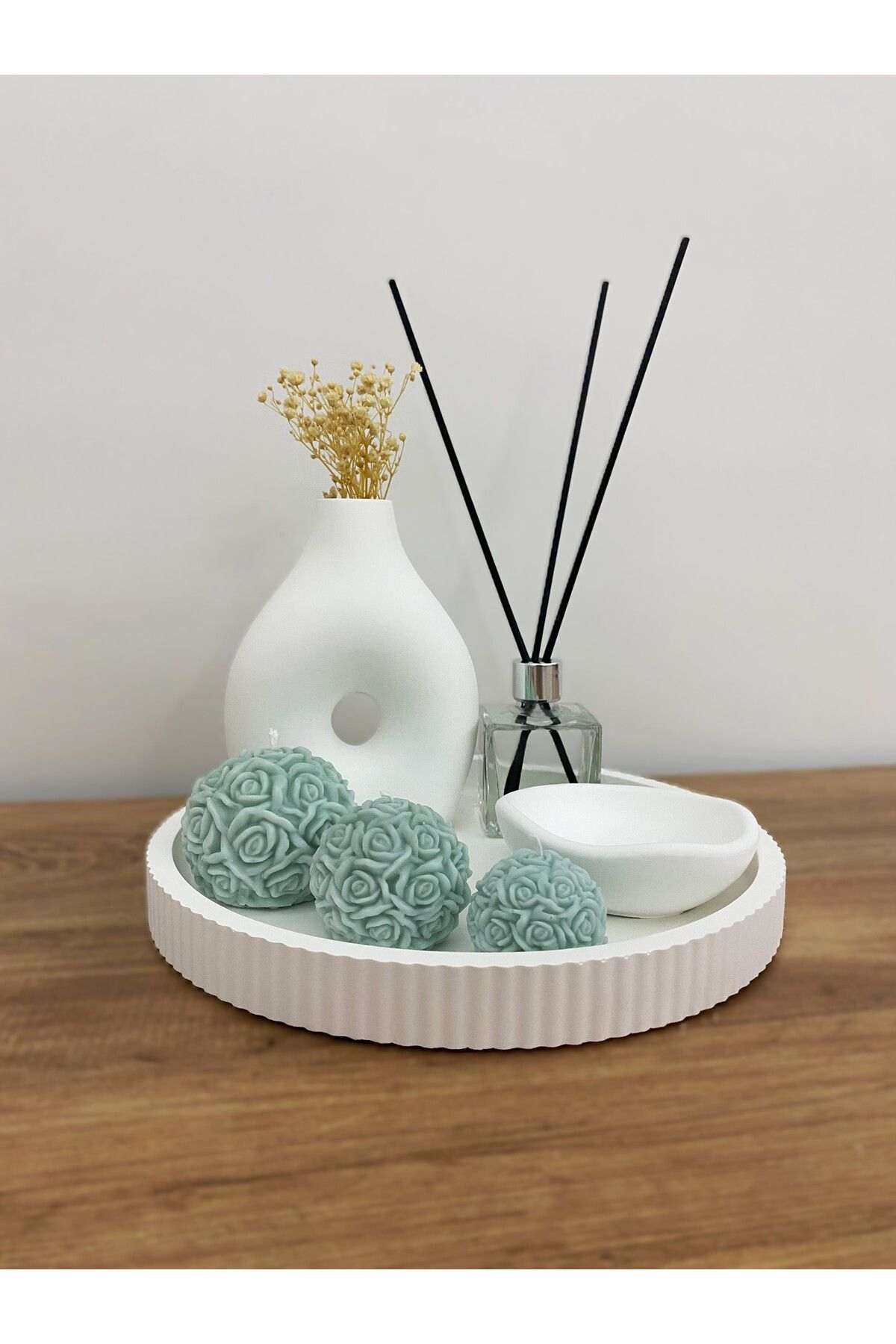 Nox Atelier Dekoratif Vazo & Koku Şişesi & Gül Topu Mum Seti – 7 Parça Soft Modern Dekor Set