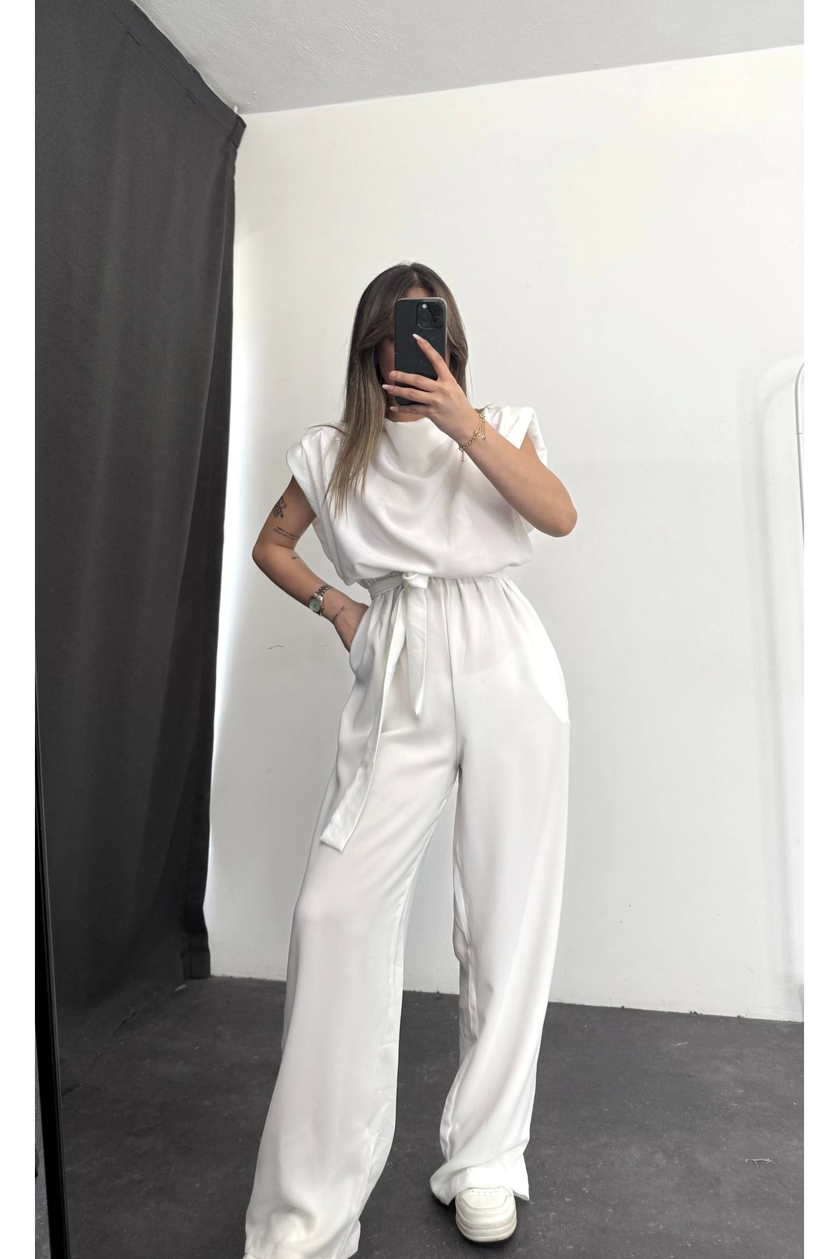 nona butik Vatkalı Crep Tulum - Beyaz