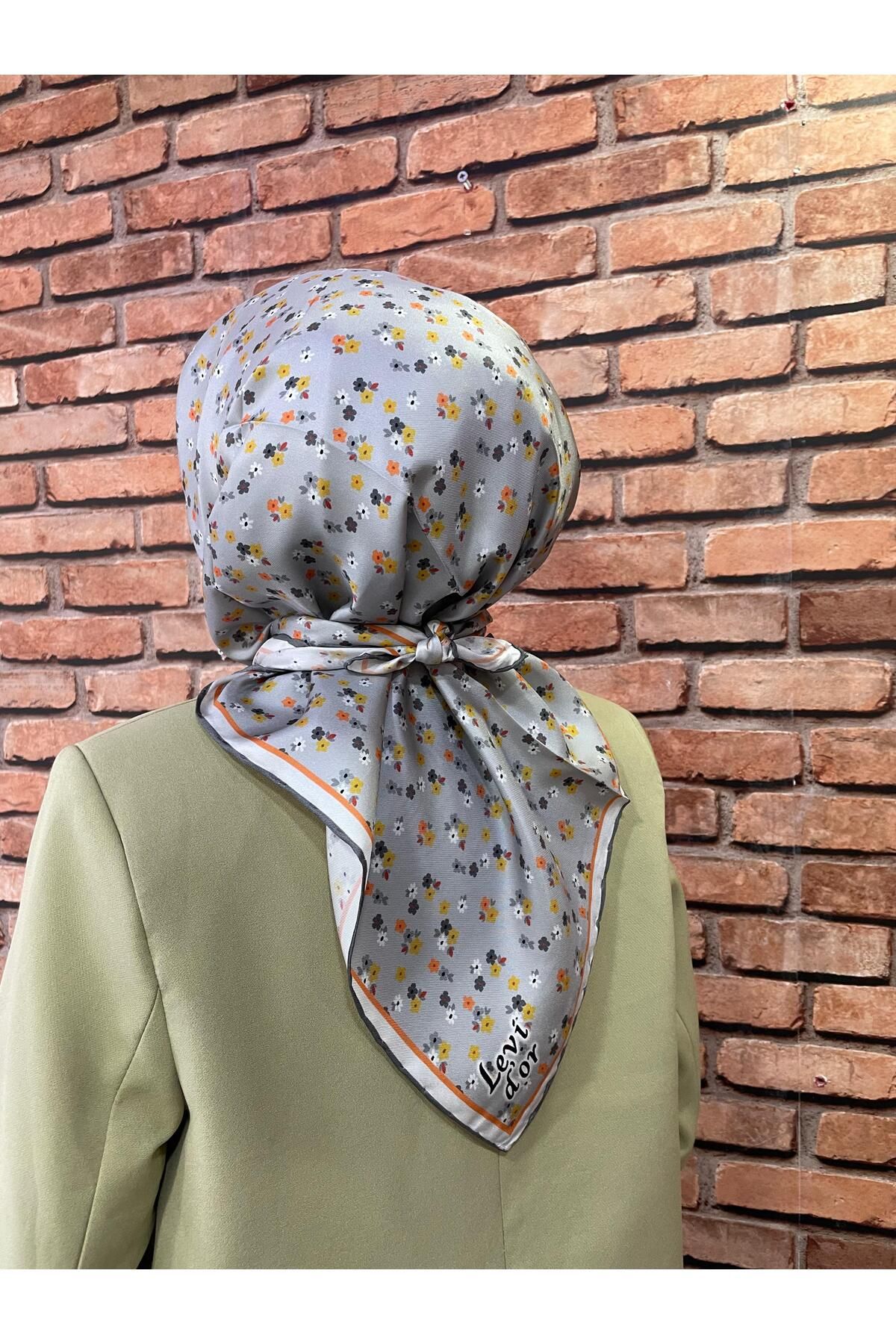 Levidor çiçekli twill ipek eşarp