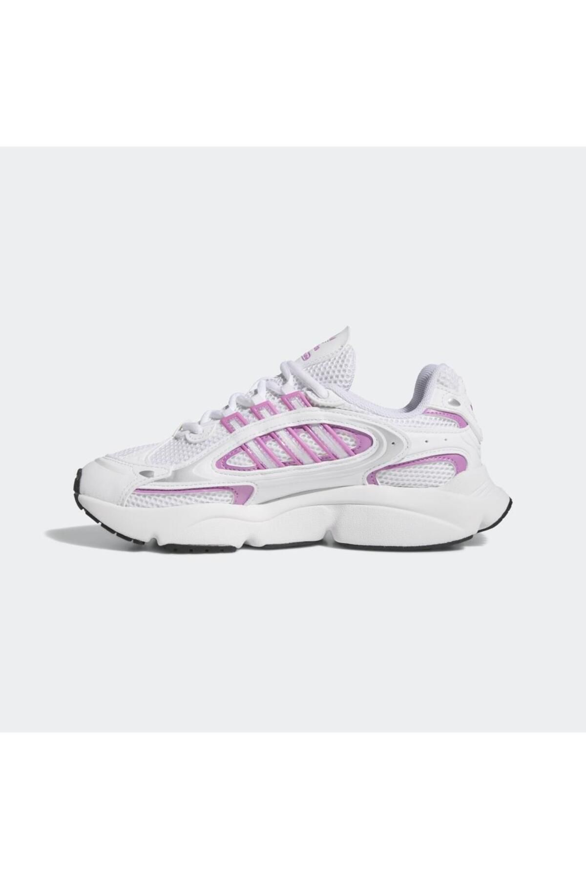 اسنیکر سفید زنانه کفش OZMILLEN W ورزشی IF9500 adidas