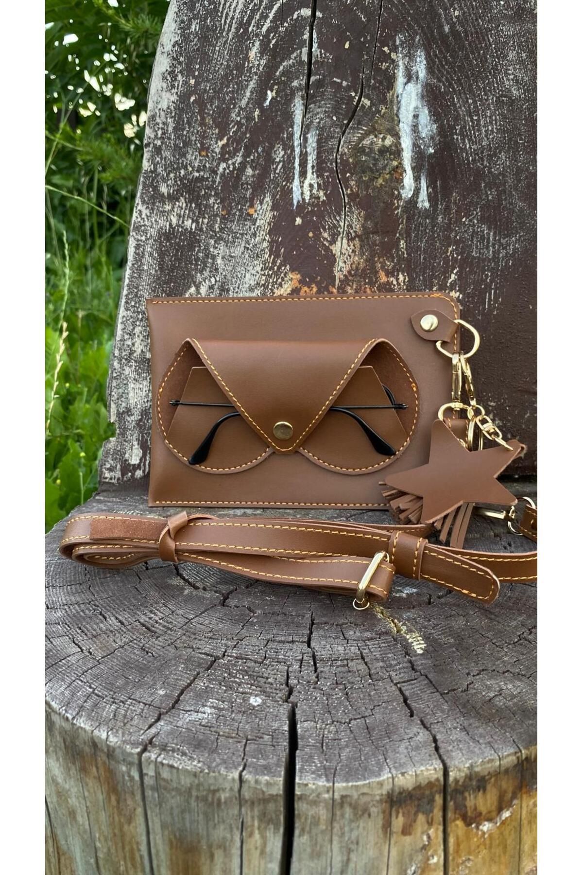 Atölyezümra Gözlük Kılıflı,kart Bölmeli,telefon Çantası.püsküllü Yıldız Charm Anahtarlık Hediye ( Taba)