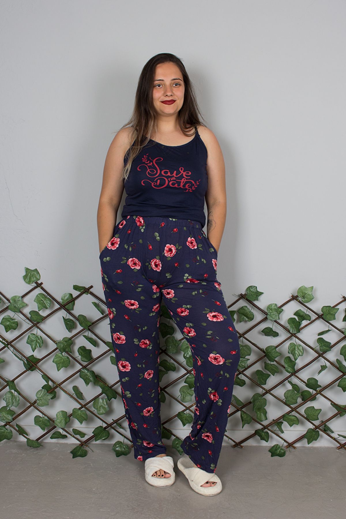 Truva XXL-Plus Size Adjustable Strap Floral Pattern Lycra Soft Pajama Set 2