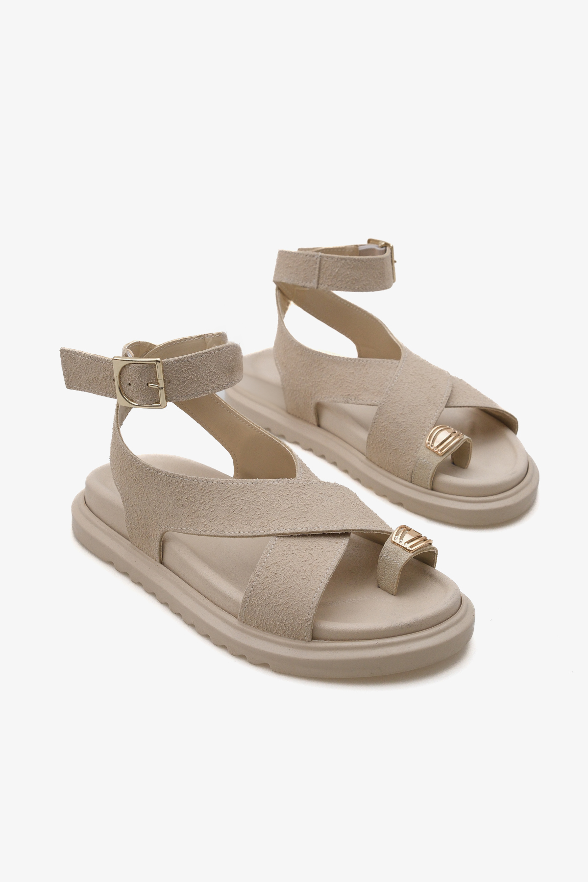 LOJO Жіночі повсякденні босоніжки на поліетиленовій підошві з кільцями Gresley