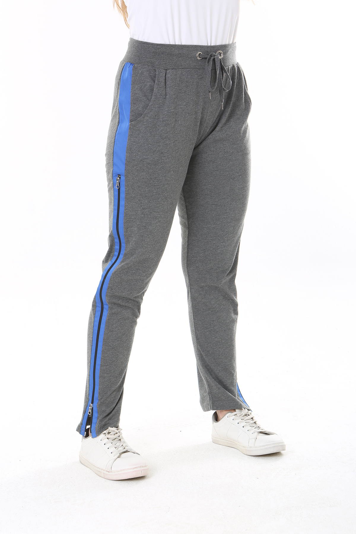 Şans-Pantaloni sport cu detaliu din dantelă, cu deschidere laterală afumată, cu fermoar, cu talie elastică și cu ochi 8