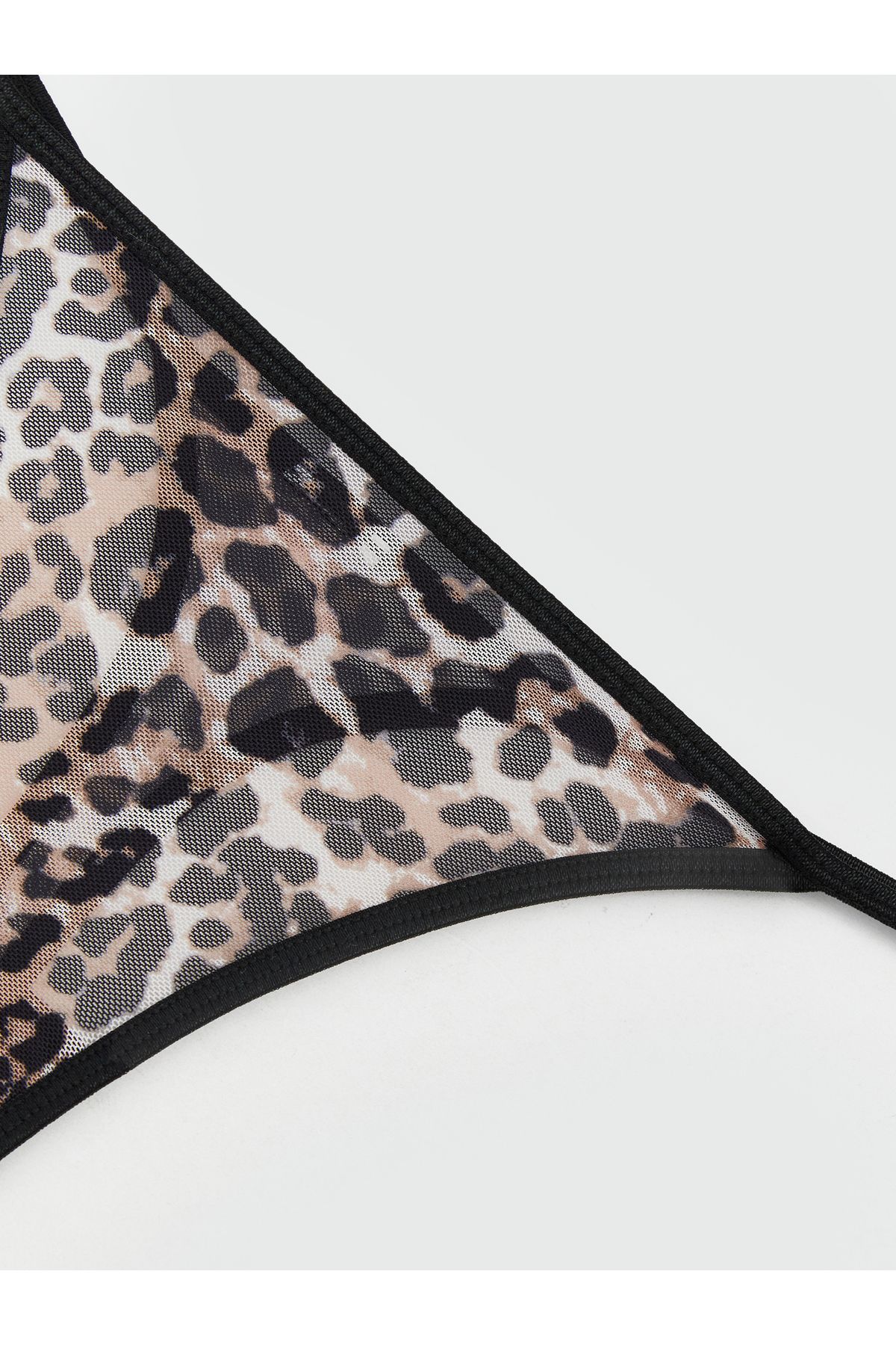 LC Waikiki-Leopard Patterned Fancy Thong Panties 3
