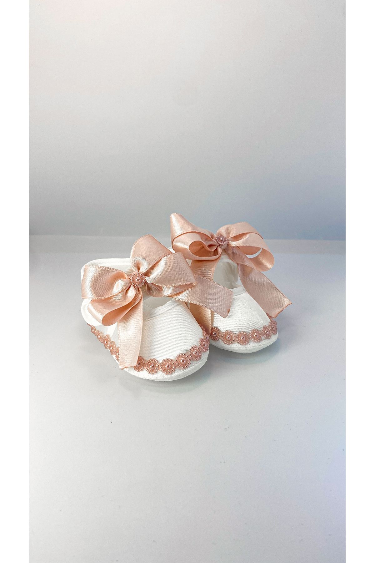 Éloi Pembe İncili Saten Yenidoğan Bebek Ayakkabısı / Kız Bebek Mevlüt Ayakkabısı / Baby Shower Hediyesi