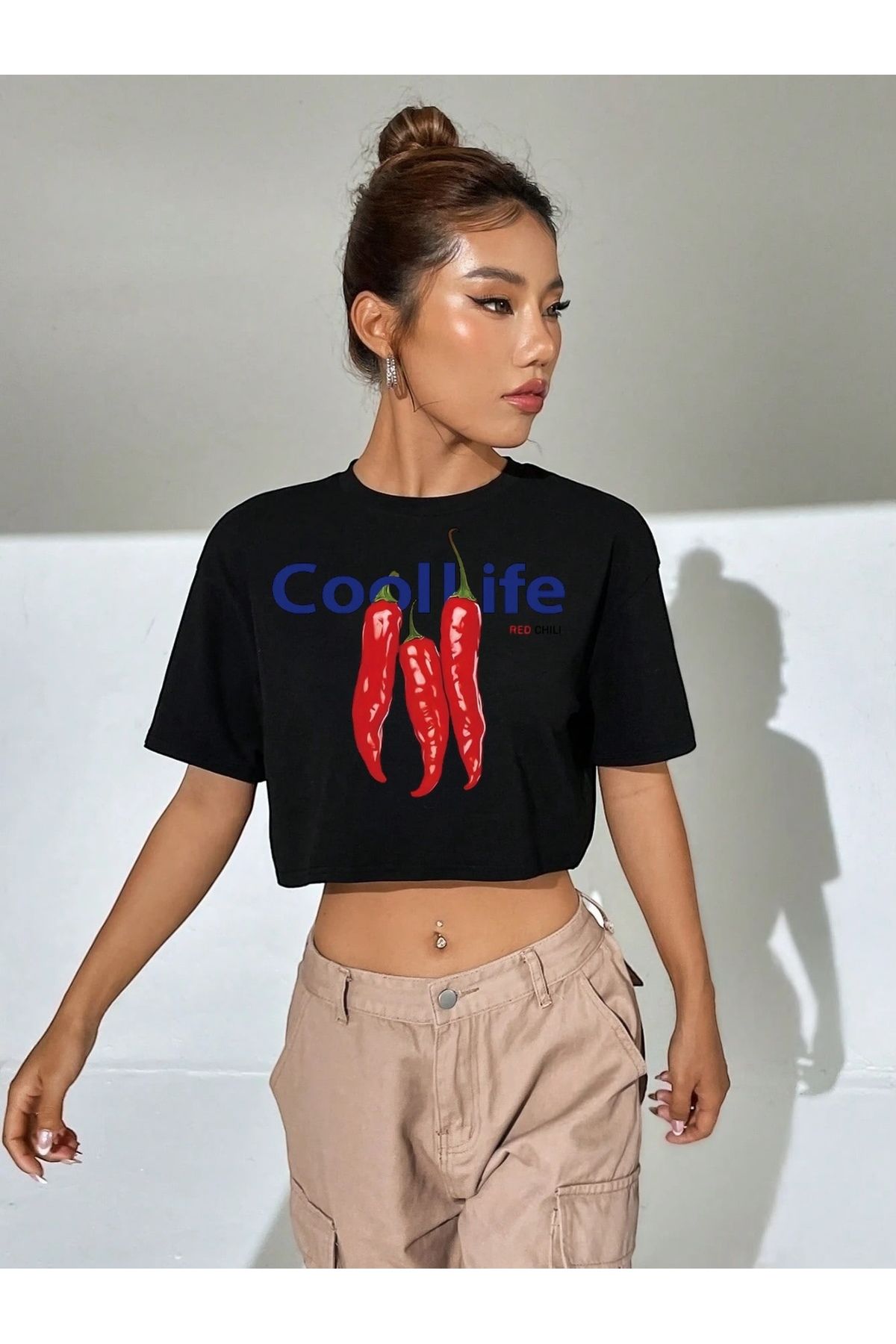 SOHR Kadın Oversize Crop Cool Life Spicy Red Chilli Tasarım T-shirt