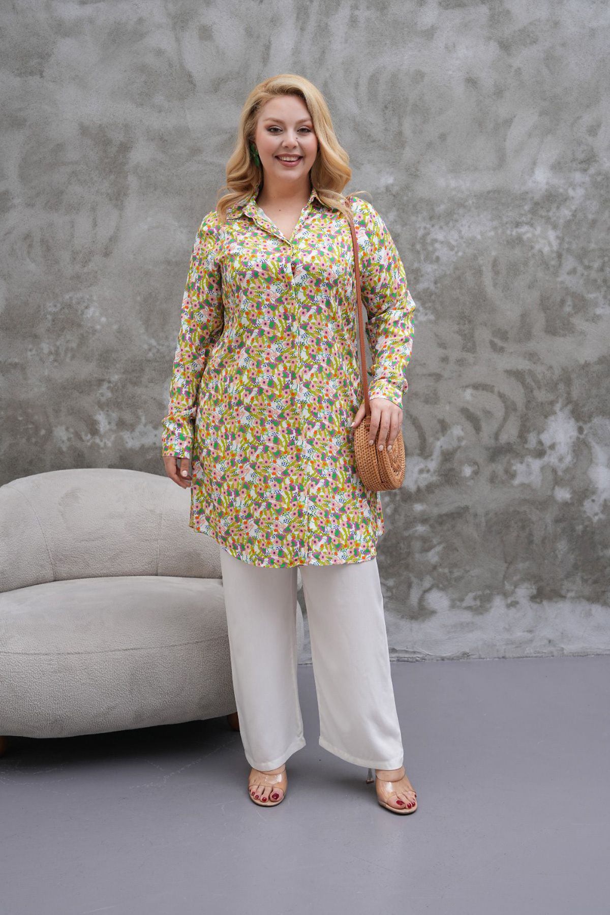 Polologin Butik Küçük Çiçek Desenli Krem Viskon Tunik
