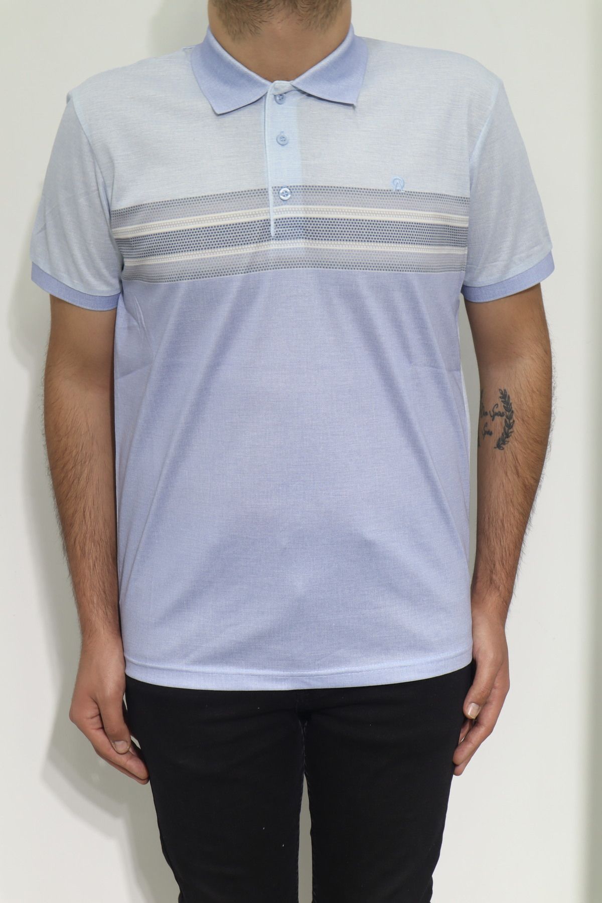 Özhürmet Triko DMC TEKSTİL Erkek Mavi Dijital Baskılı Desenli Klasik Kesim Rahat Kalıp Cepsiz Polo Yaka T-Shirt