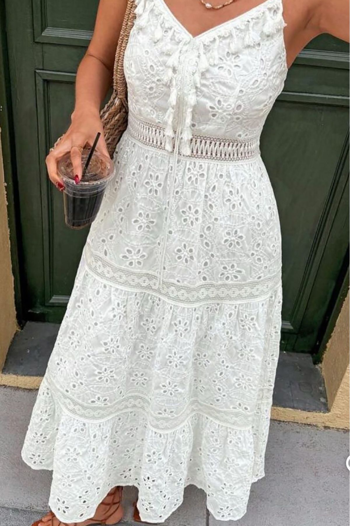Neşeli Butik kadın beyaz brodeli pamuk kumaş askılı elbise NBEMP2337