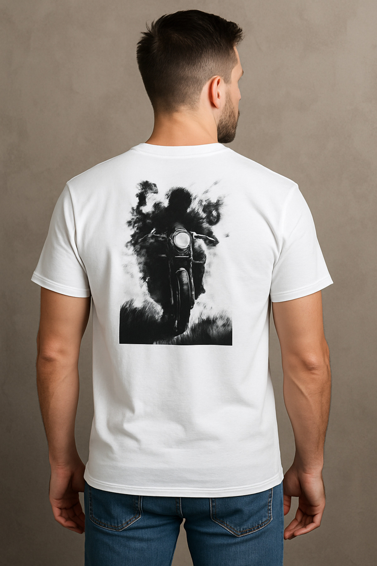 Beyaz Erkek Sırt Baskılı Tshirt