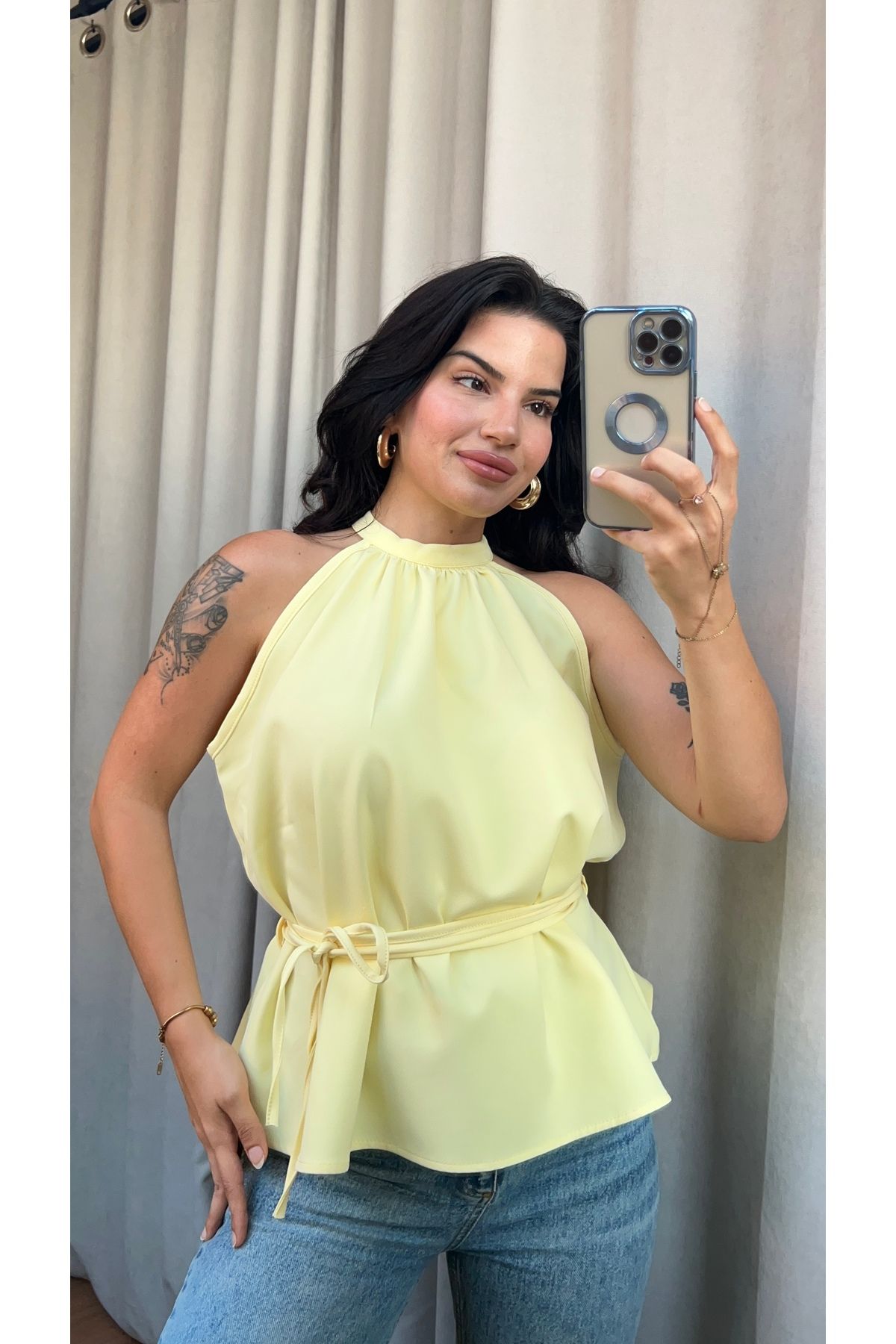 Butik SARI İP KEMERLİ KOLSUZ BLUZ