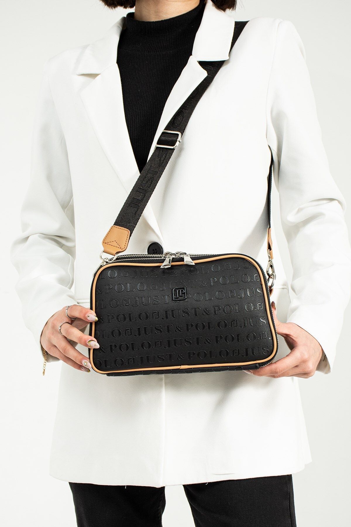 Just Polo Trendy 4023 Gofraj Suni Deri Kabartma Marka Baskı Kadın El Ve Omuz Çantası (Ebat:En 26 x Boy 16 Cm)