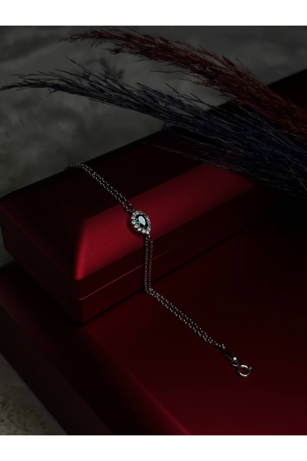 Ward silver 925 ayar yeşil zirkon taşlı gümüş bileklik (Borium Kaplamalı)