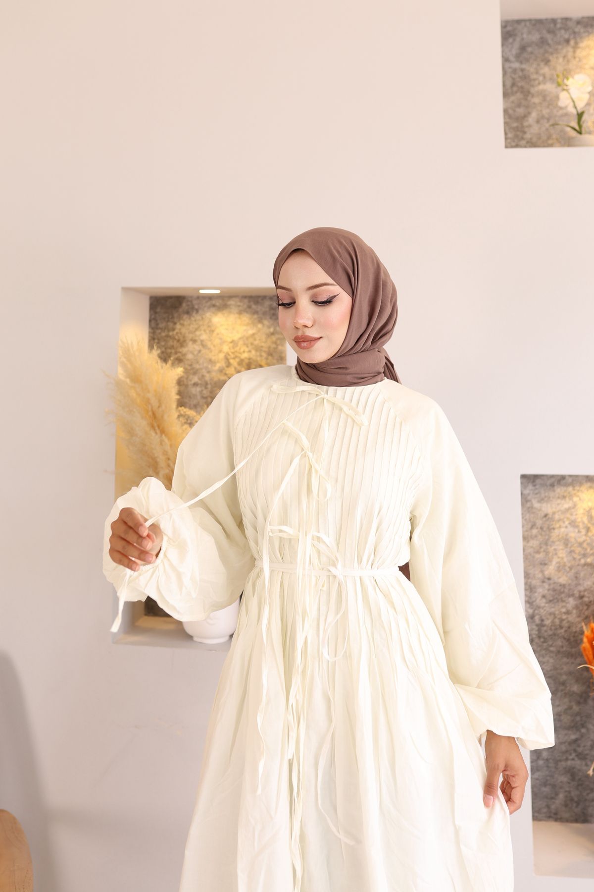 Butik FrillyShoulder Dress