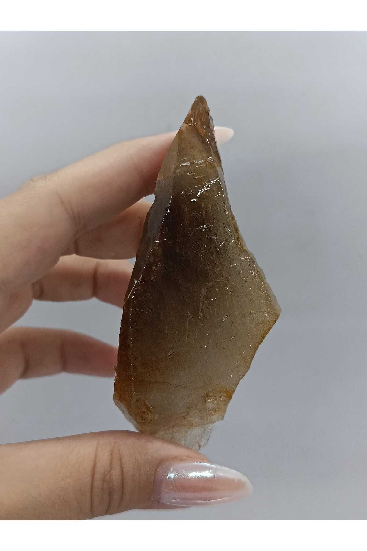 Elioure Dumanlı Kuvars Doğaltaş Kütle, doğal ve şık tasarım için ideal seçim