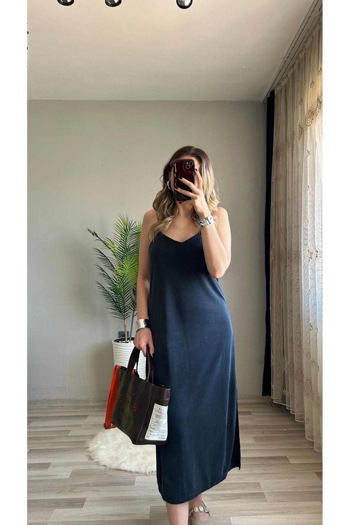 ensbutik Ayarlanabilir Askılı Yırtmaçlı Elbise
