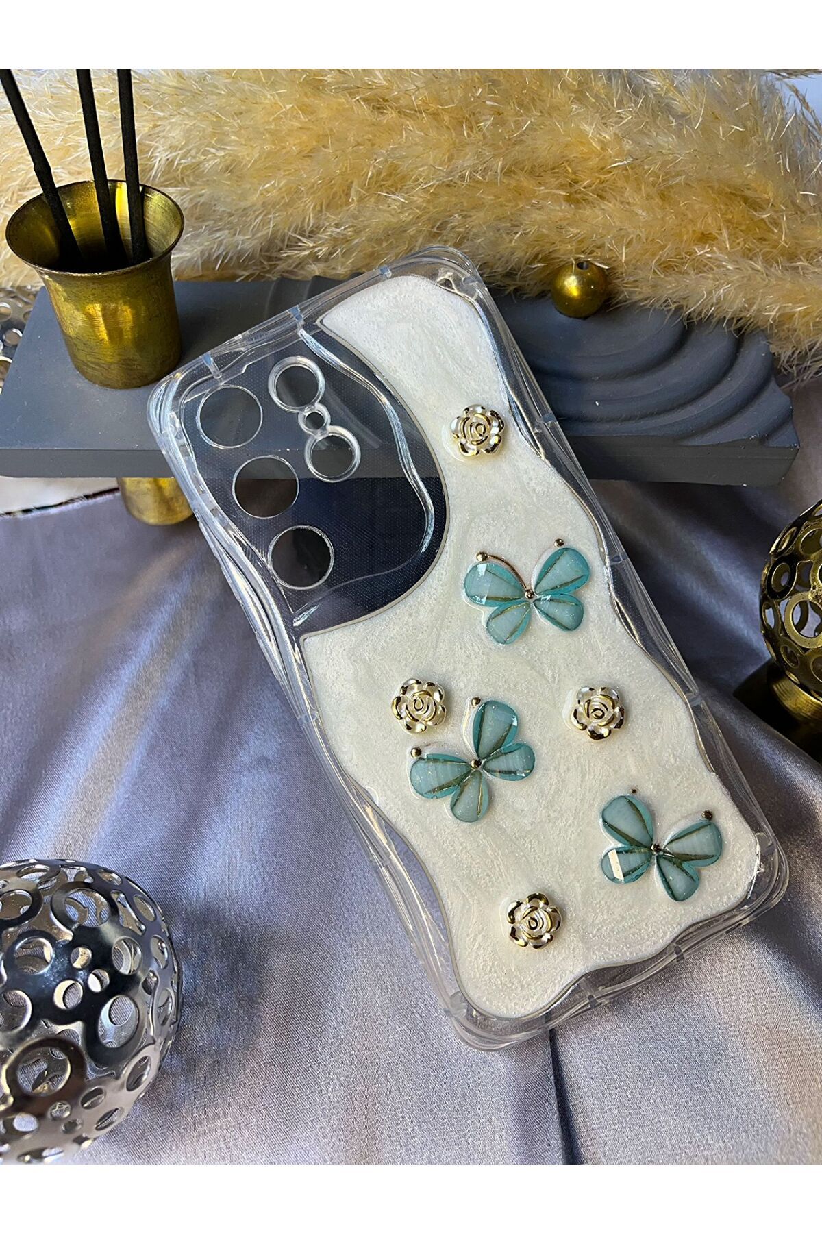 Rivor Samsung Galaxy S23 Ultra Uyumlu Kılıf Kamera Korumalı Kelebek Ve Çiçek Kabartmalı Desenli Kapak