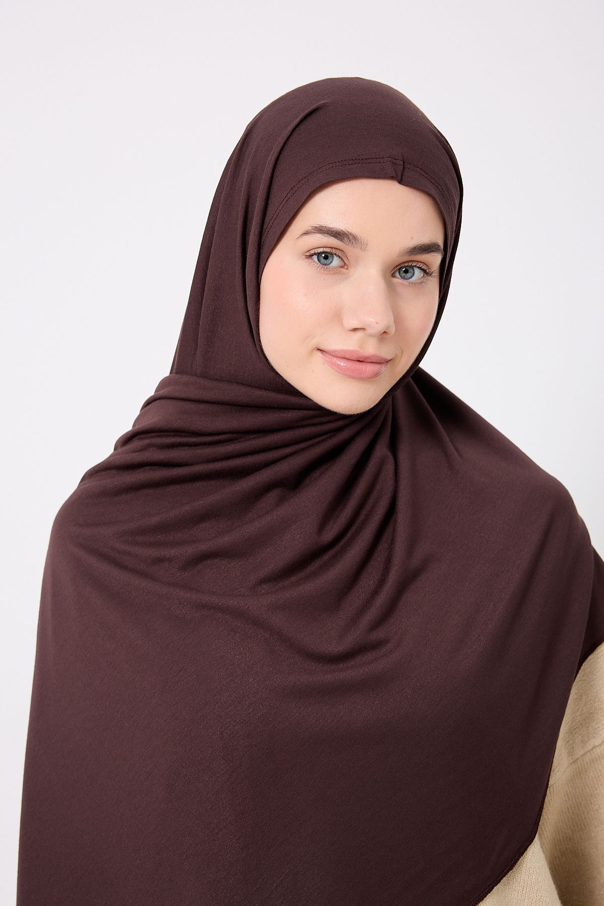 akoya fashion Geçmeli Hazır Pratik Penye Şal. Instant Jersey Hijab