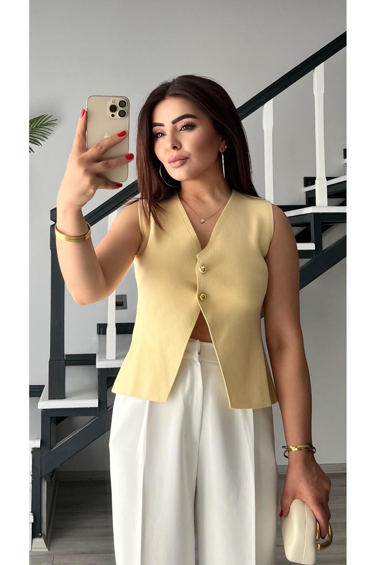 Oslove Sarı Gold Düğme Çelik Triko Yelek