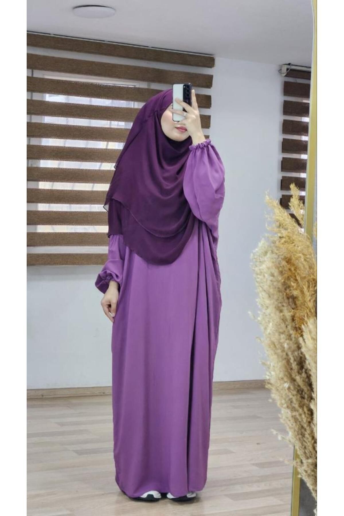 Tebrikler tekstil kadın iki parçalı tesettürlü giyim model 828