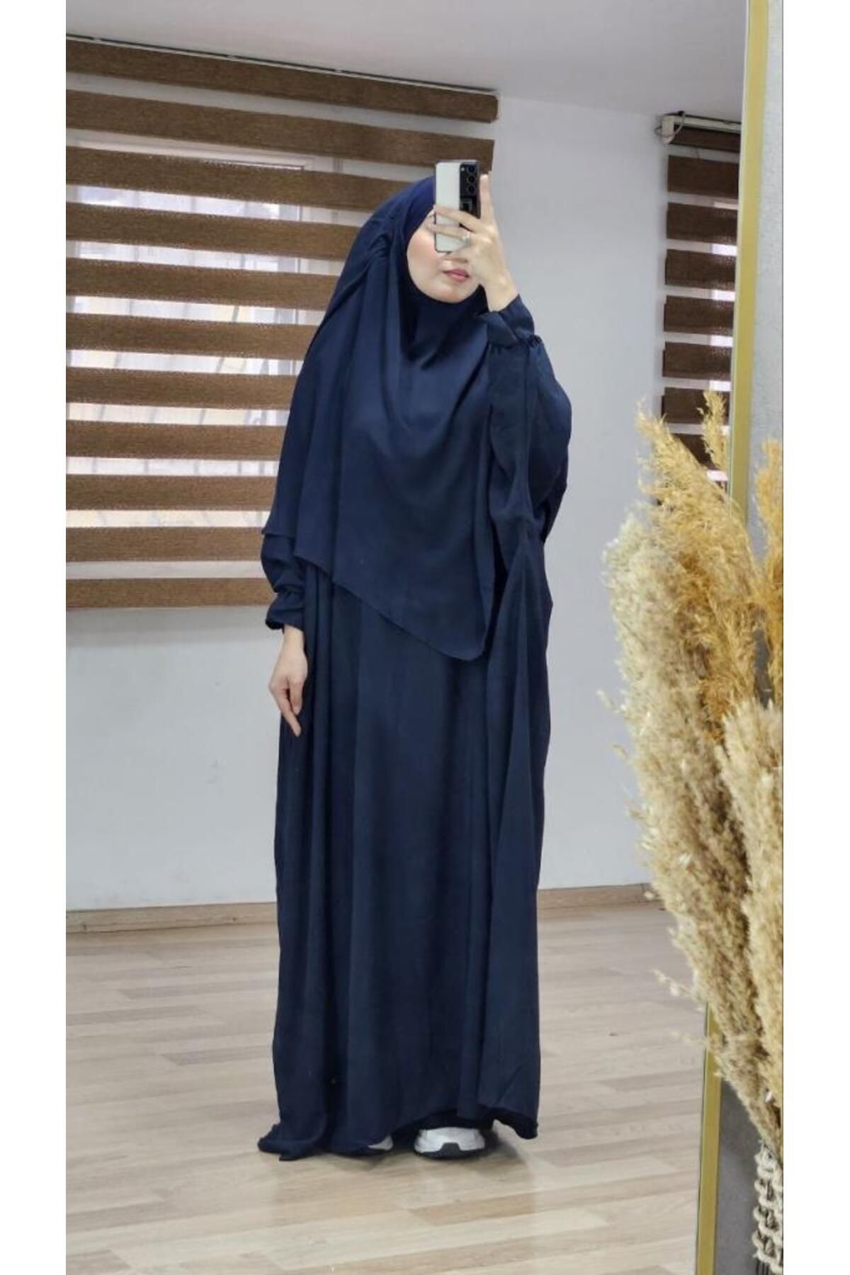 Tebrikler tekstil kadın iki parçalı tesettürlü giyim model 828