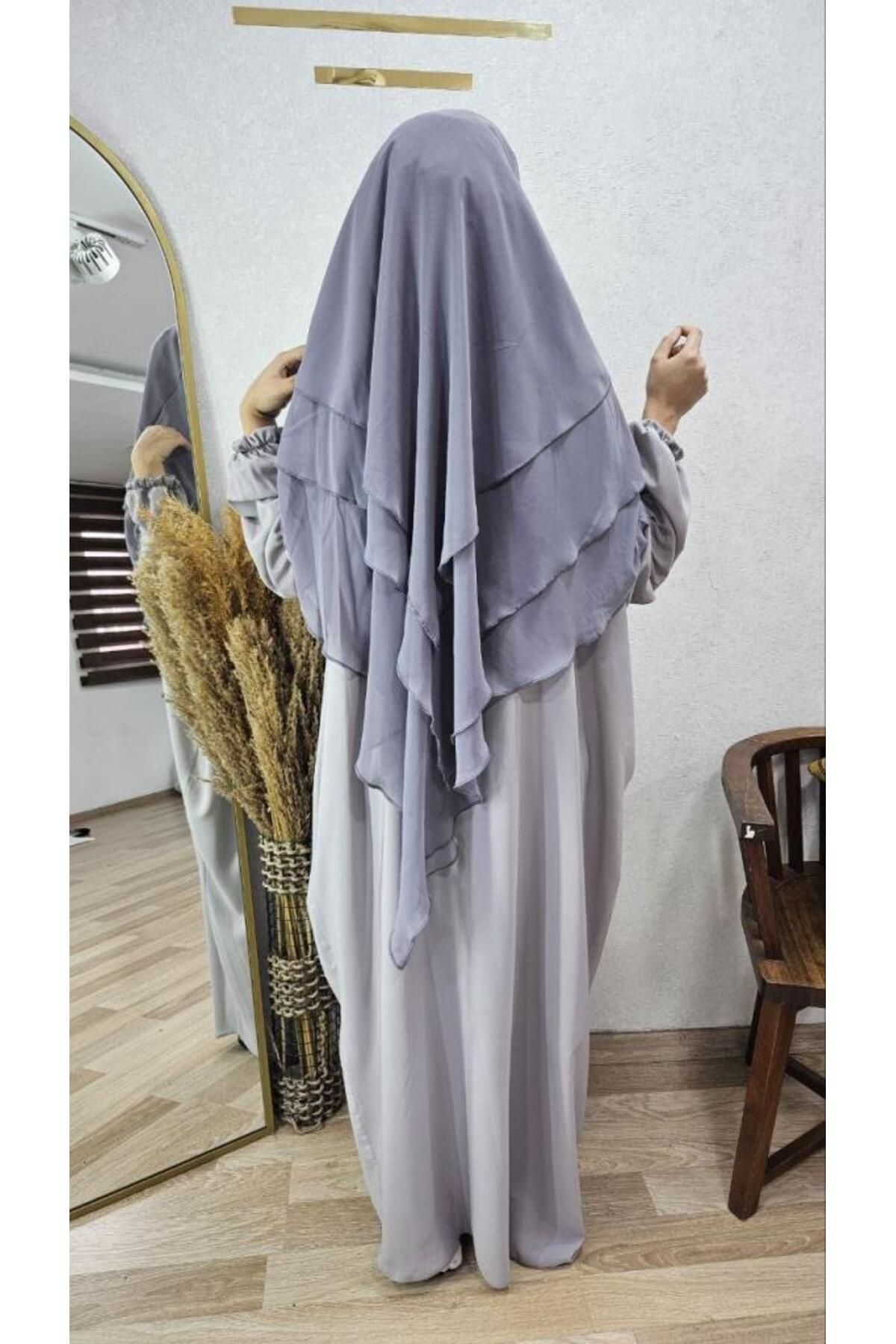 Tebrikler tekstil kadın iki parçalı tesettürlü giyim model 828