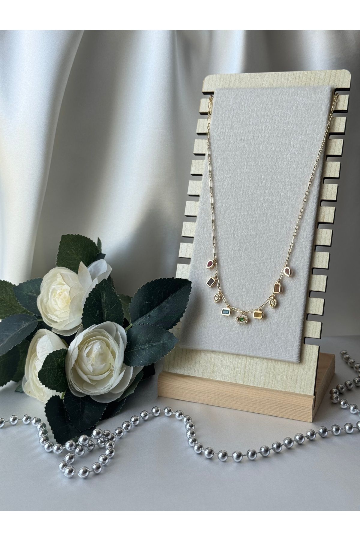 JEWELRY Özel Seri Altın Renkli 9 Renkli Taşlı Tasarım Marka Model Rodyum Kaplama VIP Kolye