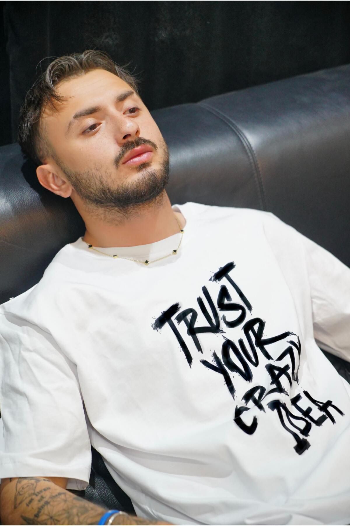 K&C OVERSIZE T-SHIRT