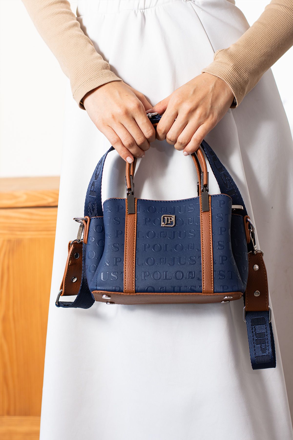Just Polo Petite 4110 Gofraj Suni Deri Ayarlanır Askı Kadın El Ve Omuz Çantası (Ebat:En 14 x Boy 21 Cm)
