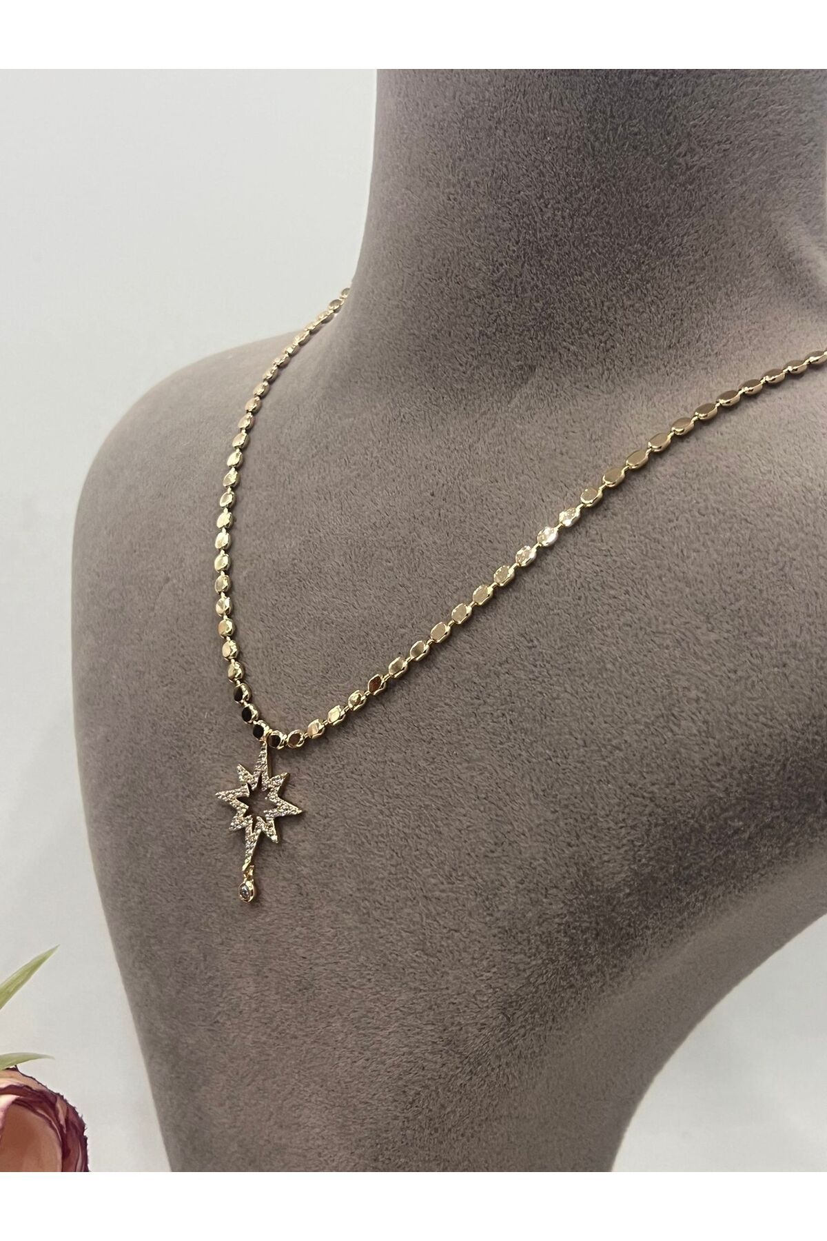 MASAL TAKI&AKSESUAR XUPING Pul Ezme Yıldız Sarkık Taşlı Uçlu Kolye (18K RoseGold 40/45cm) 2x2,5cm