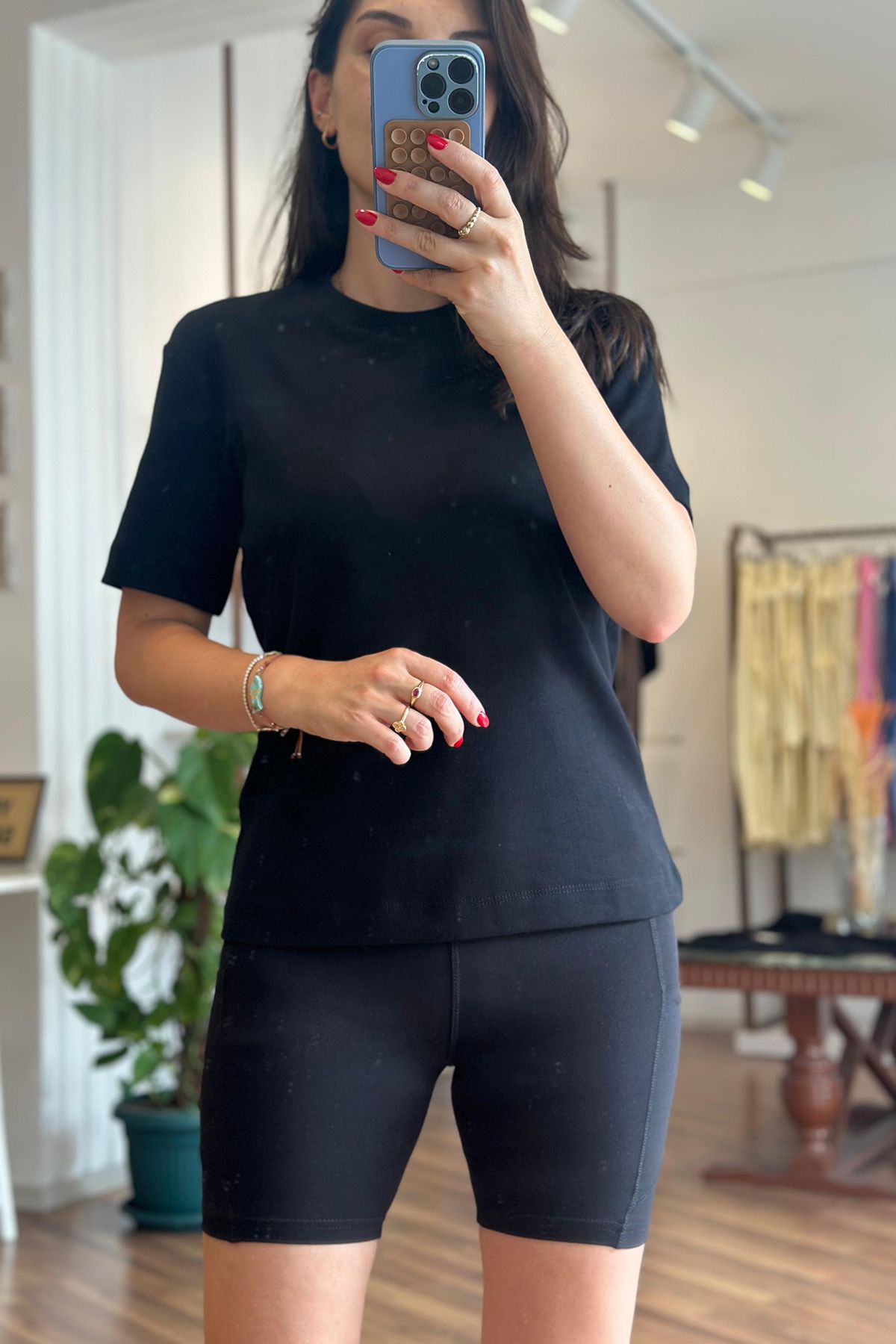 Unique Boutique Siyah Basic Tshirt