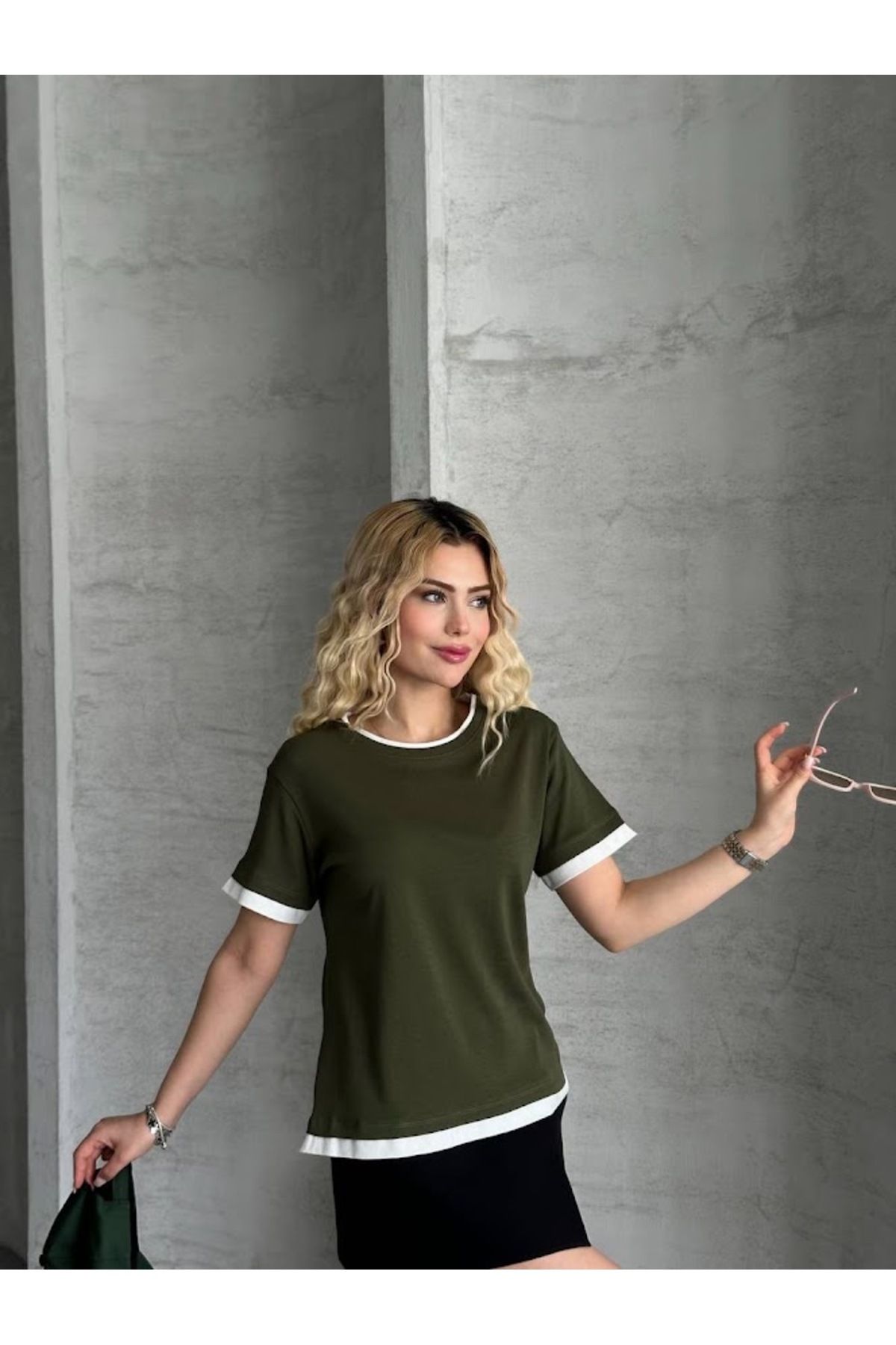Leila KADIN ÇİFT RENKLİ T-SHİRT