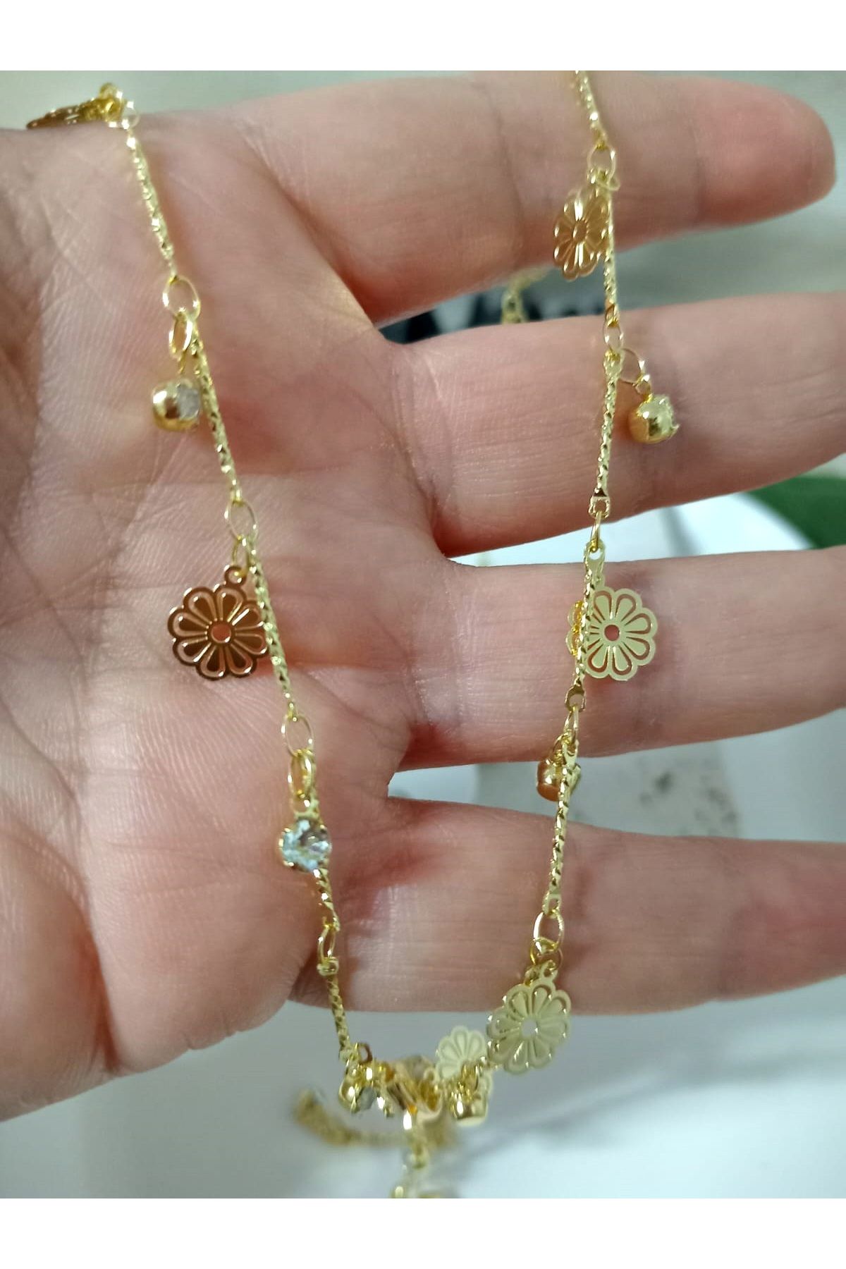 mos&more Gold Çiçekli Taşlı Kararmaz Zarif Y Kolye
