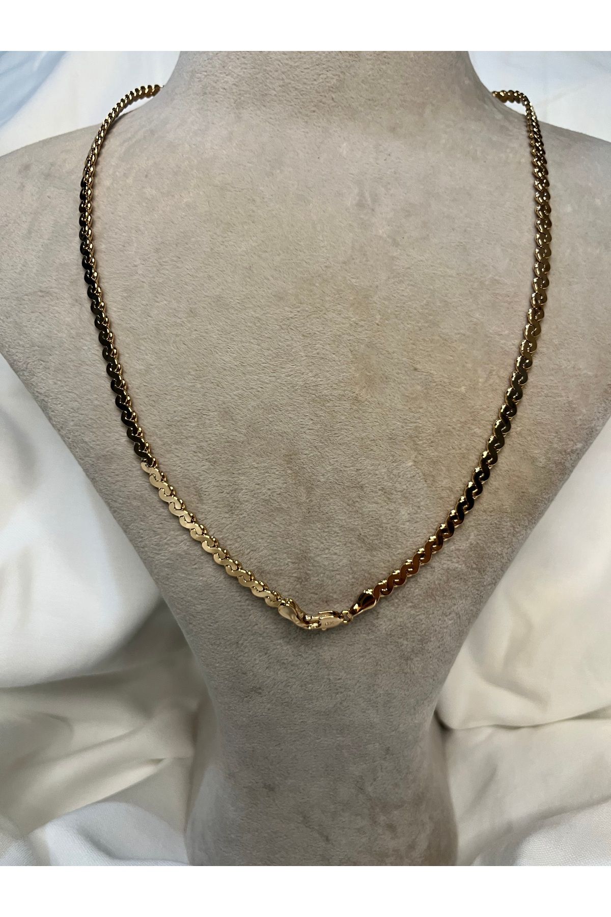 Fam&Co Jewelry Kadın Xuping Rose Gold Zincir Kolye – Işıltılı ve Şık Model