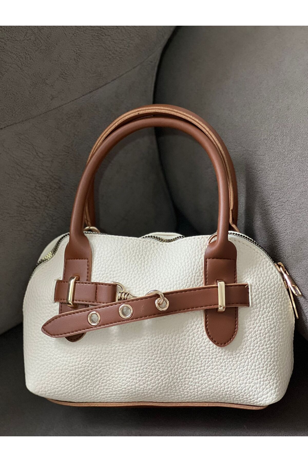 ST Bags Kadın Yeni Sezon Önden Kemerli El Ve Omuz Çantası