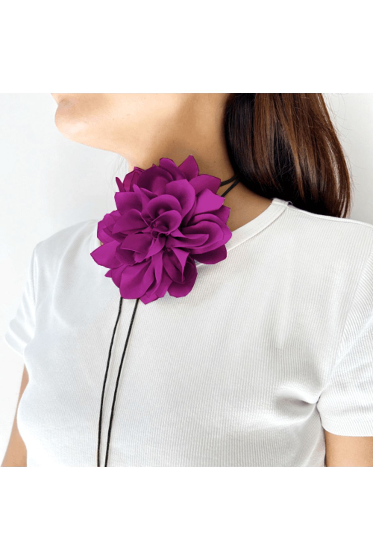 Shiklik MODA Şık ve Rahat Bağcıklı Çiçek Choker Kolye
