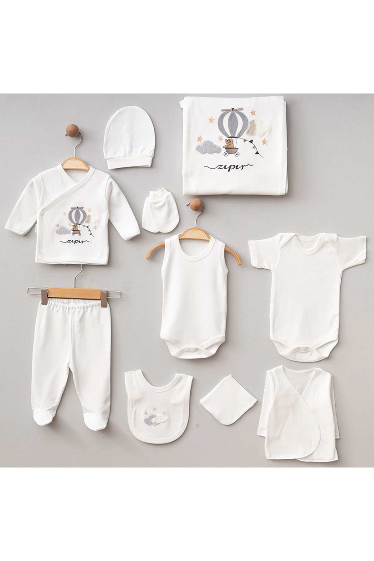 Pure Kids Store Kutulu %100 Organik Pamuk 10 Parça Erkek Bebek Balonlu Süzeneli Kabartmalı Hastane Çıkış Zıbın Se