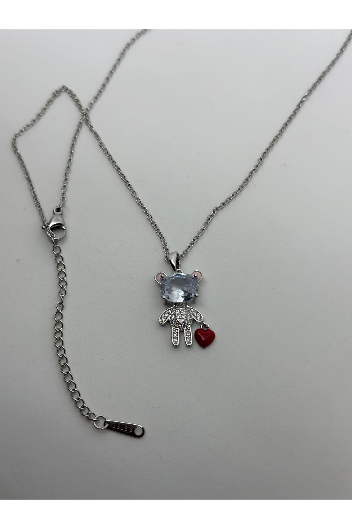 isikaccessories Ayıcık Kalpli Kolye